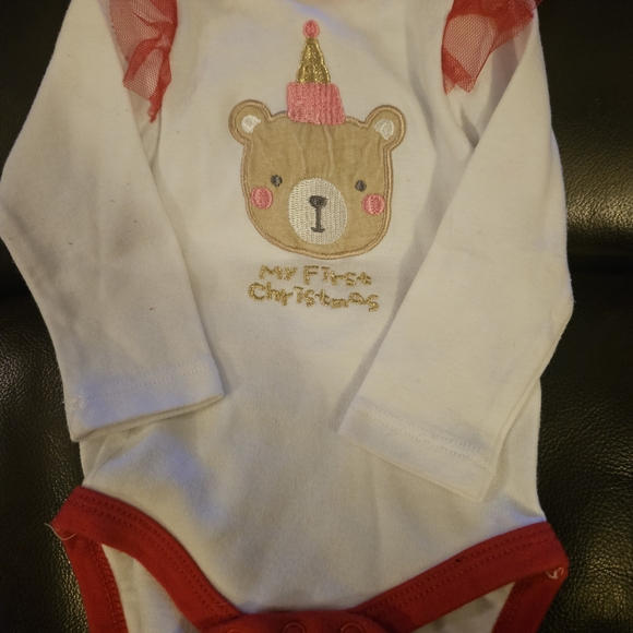 Adorable Baby Onesies Set - Picture 6 of 6